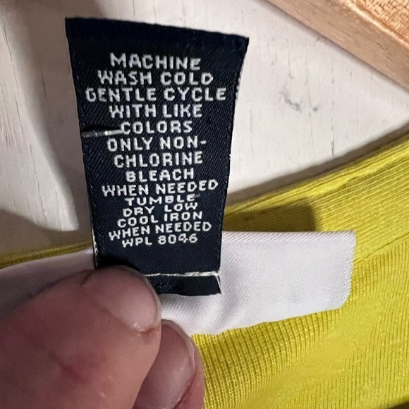 Karen Scott 3/4 Sleeve Smocked Shirt Yellow Size Large - Picture 4 of 4